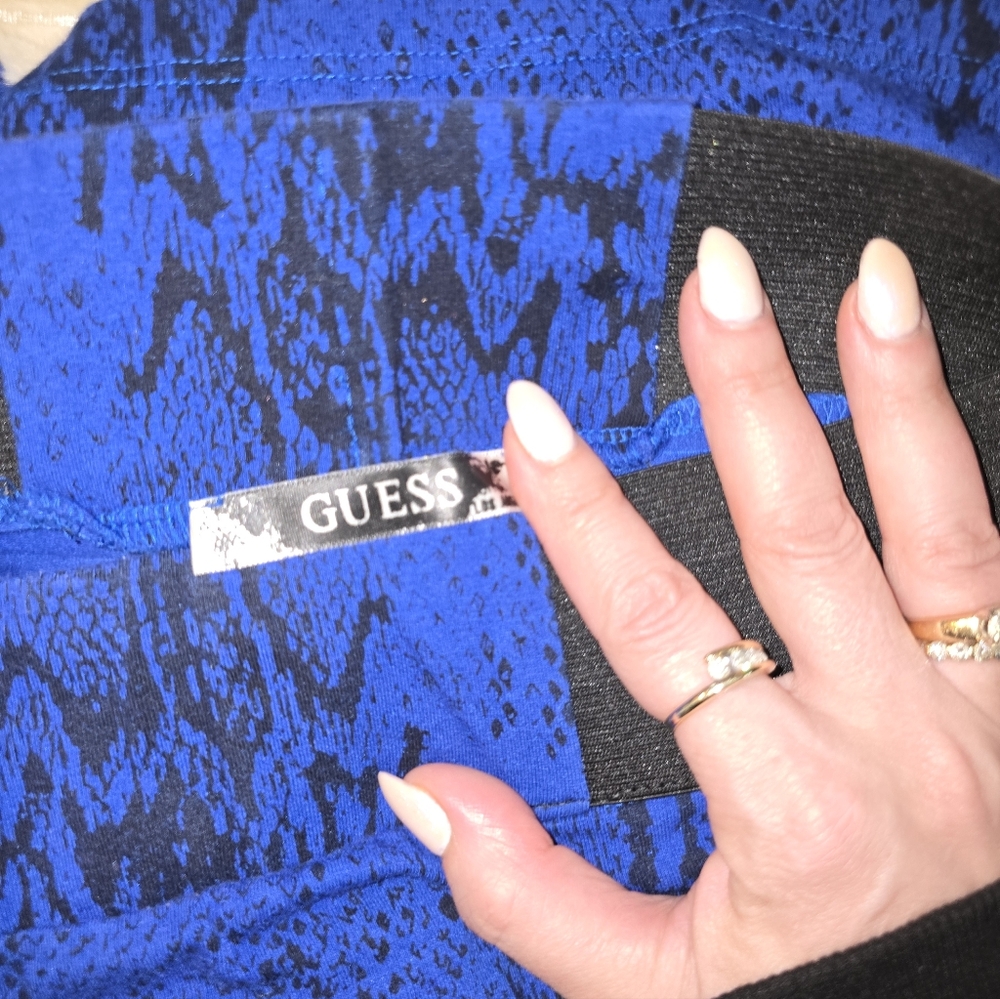 Guess Blue and Black Snake Print Pencil Skirt - Picture 2 of 4